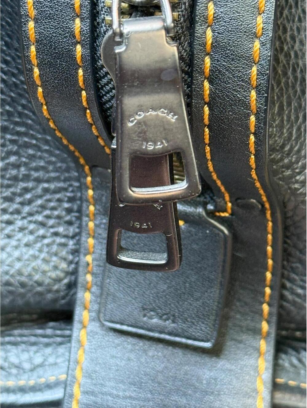 Coach Rogue 31 with Tea Rose Flowers, Glove-Tanned Leather Satchel Rare - Picture 3 of 15
